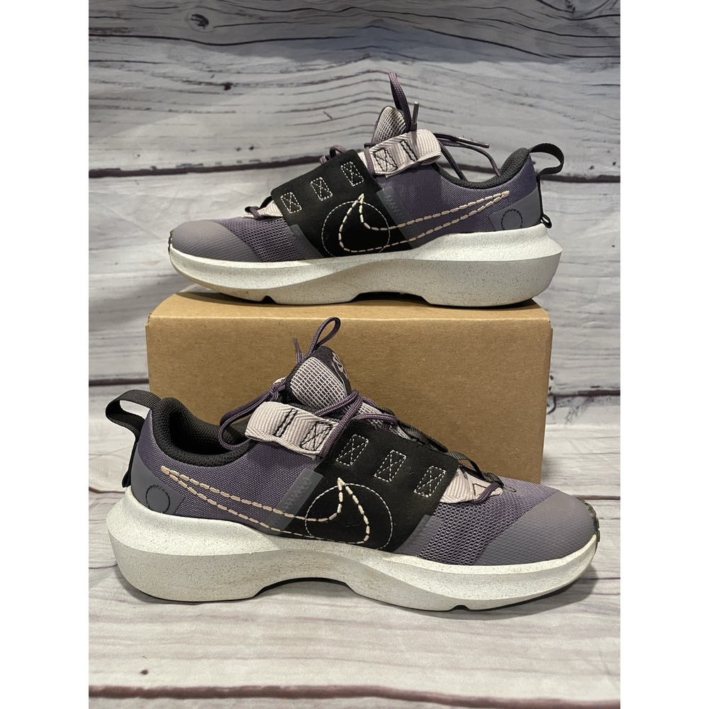 Nike Crater Impact Shoe's Sz 5.5Y Sneakers Purple White Athletic